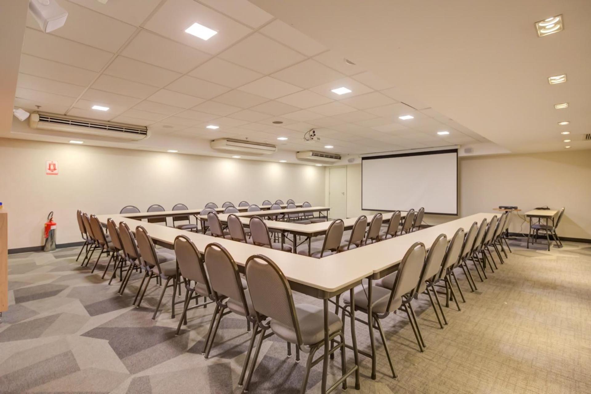 Ibis Budget Rio De Janeiro Nova America Экстерьер фото