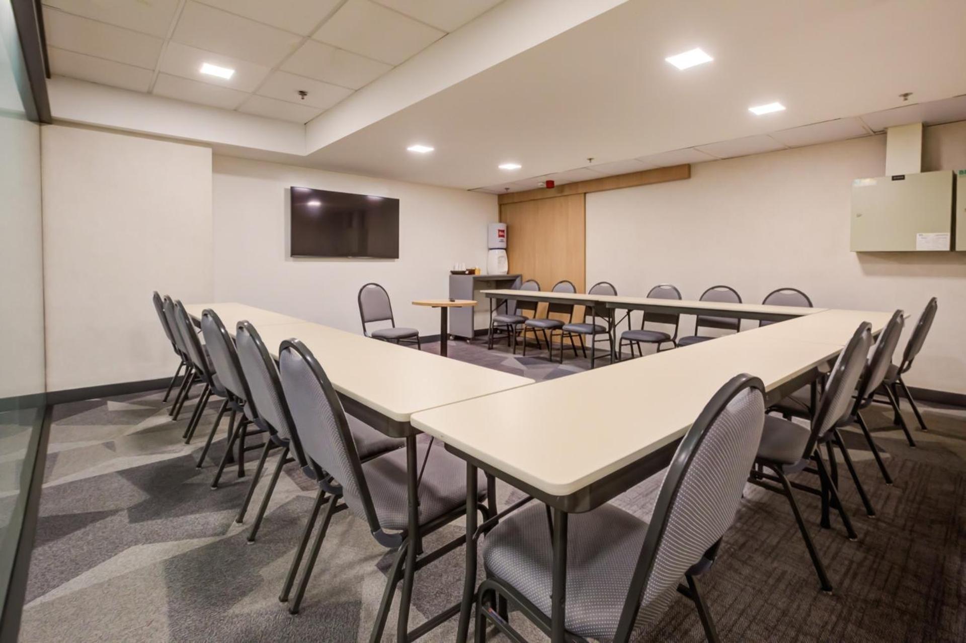 Ibis Budget Rio De Janeiro Nova America Экстерьер фото