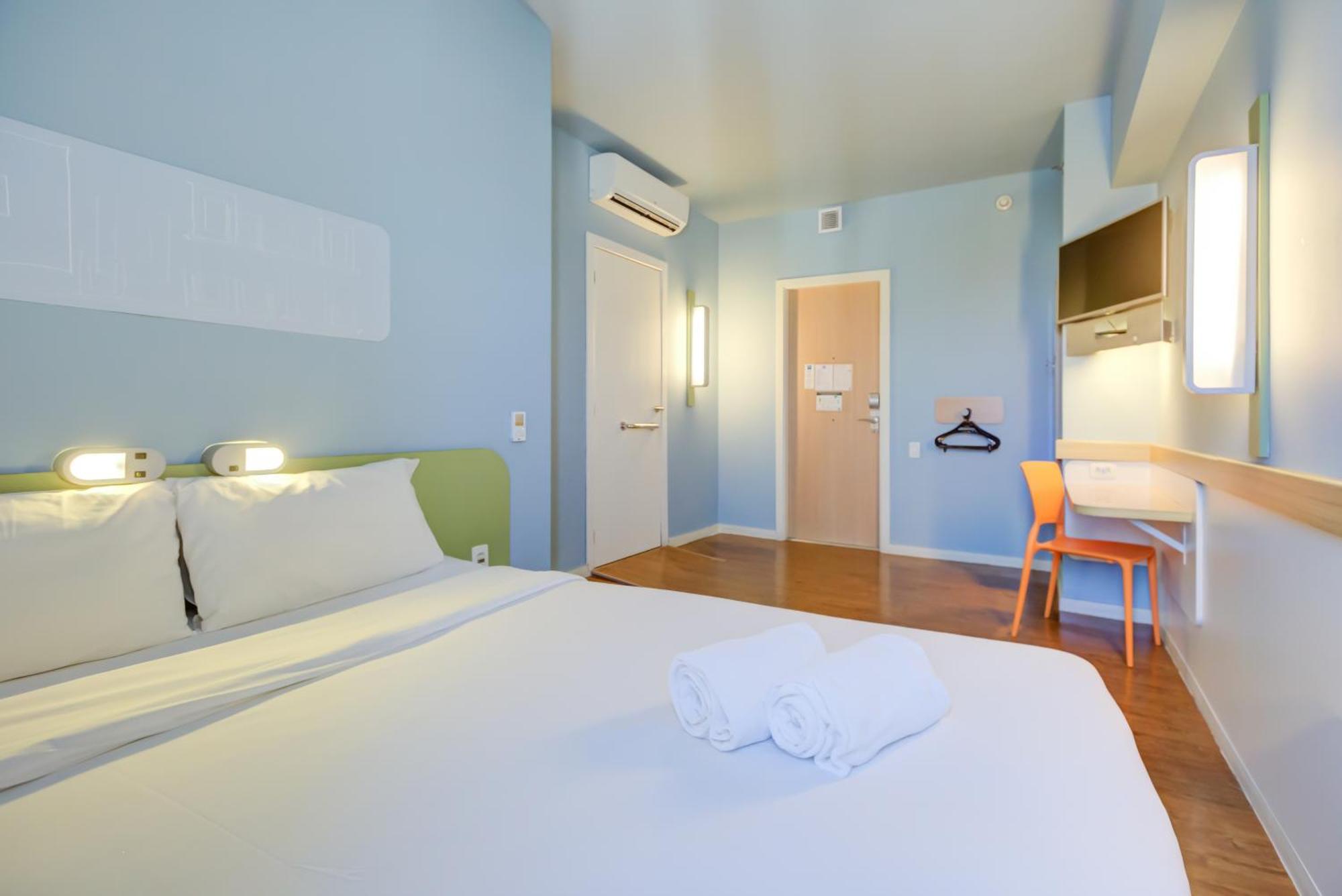 Ibis Budget Rio De Janeiro Nova America Экстерьер фото